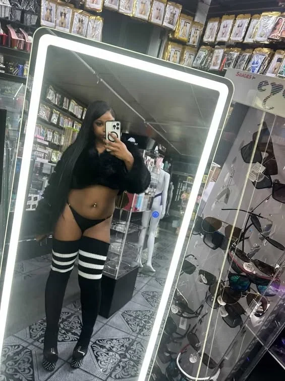 visiting dont miss out on this 1 of a kind experience babe b... in Oakland – Women Seeking Men photo 5