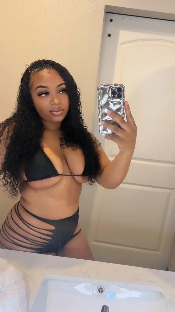 Pretty GIRL Smells Good Wet Satisfaction FT Show VIDEOS Sell in Oakland – Women Seeking Men photo 3