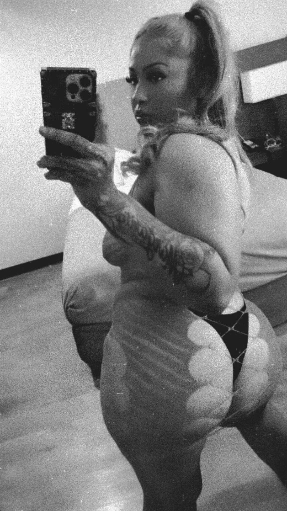 Your Exclusive Escape Awaits 2 girls in Oakland – Women Seeking Men photo 3