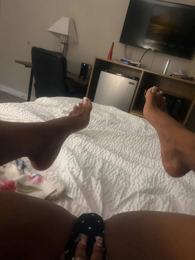 MANIWITTHAWOP in Orange County – Women Seeking Men photo 2