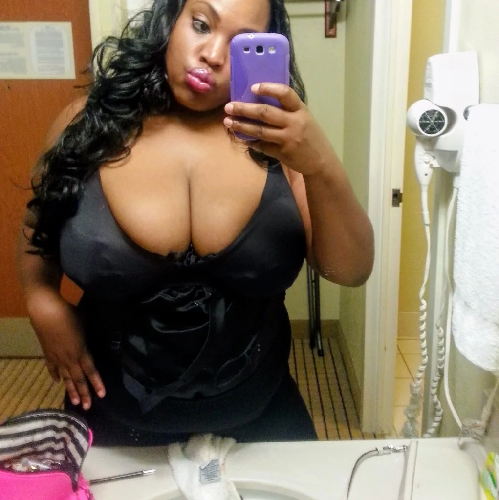 Ms Tiffany Foxx Hey Fellas all my Exotic chocolate Lovers NE... in Sacramento – Women Seeking Men photo 6