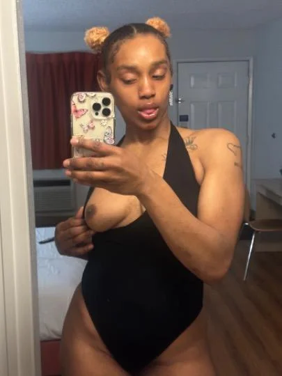 Brownskin Hottie Looking For Fun in Sacramento – Women Seeking Men photo 2