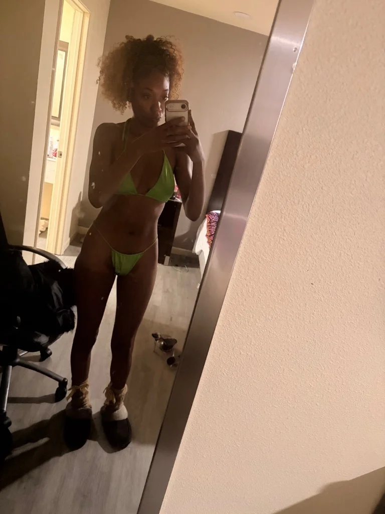 Sexy brownskin Read bio in Sacramento – Women Seeking Men photo 3