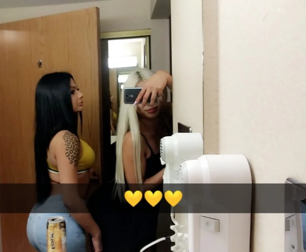 Cat Dates 200 Room 300 NO CALLS JUST TEXTS Must send pic wit... in San Fernando Valley – Women Seeking Men photo 4