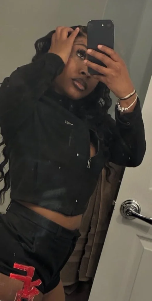 CLASSY NEAT FREAK Squirter Party GAL in San Fernando Valley – Women Seeking Men photo 5
