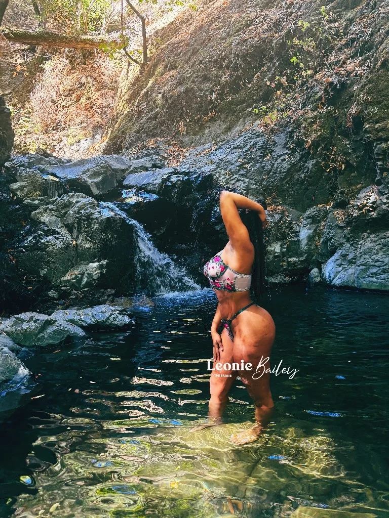 Visiting the Bay Area are you curious Some fantasies aren t... in San Francisco – Women Seeking Men photo 2