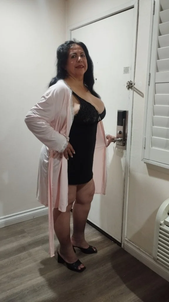 sexy manuela en el area
