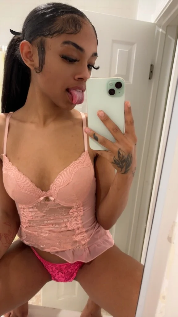 TOP TIER PETITE in San Gabriel Valley – Women Seeking Men photo 6