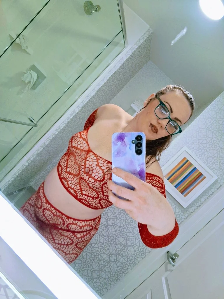 phat ass thick red head pawg in San Jose – Women Seeking Men photo 6