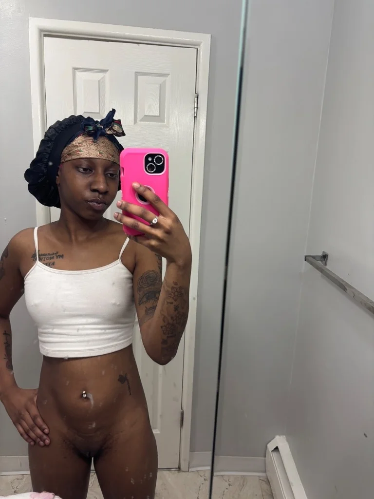 looking for sum fun in Hartford – Women Seeking Men photo 4