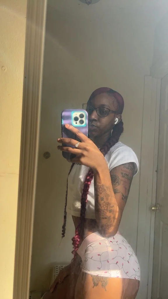 looking for sum fun in Hartford – Women Seeking Men photo 5