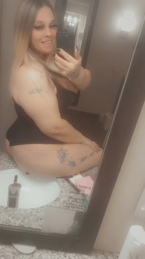 Got My Masters In Sucking Dick Let Me Put this Masters to Wo... in Daytona – Women Seeking Men photo 6