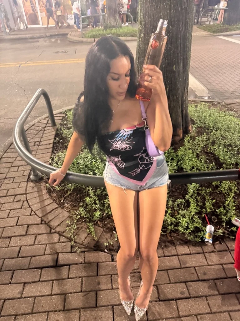 Exclusive Access to This Dangerous Body in Fort Lauderdale – Women Seeking Men photo 5