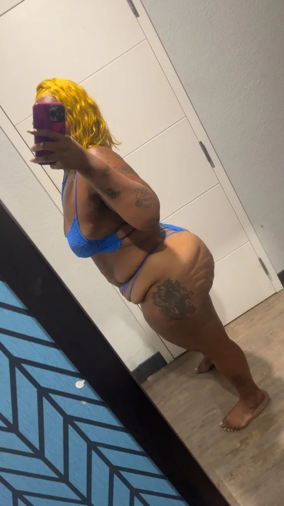 CINNAMON THE HEAD DR HAPPY HOUR SPECIAL in Fort Lauderdale – Women Seeking Men photo 3