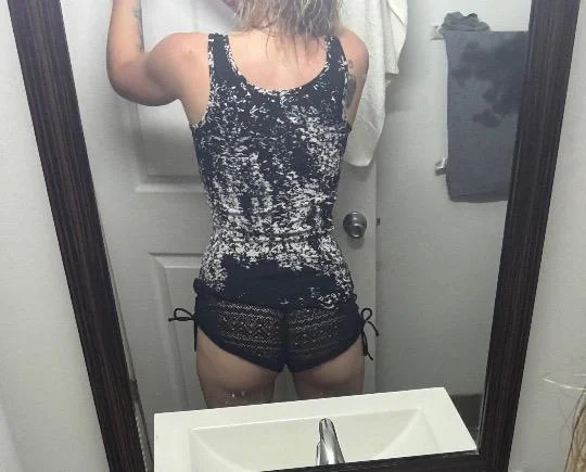 I'm the sweetest vixen sure to be your new addiction in Fort Myers – Women Seeking Men photo 3