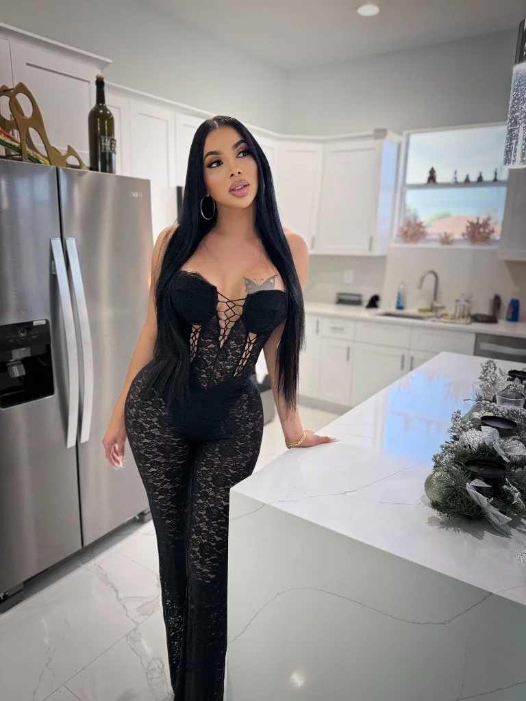 barbie available in lehigh and fort myers in Fort Myers – Women Seeking Men photo 2