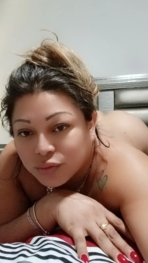 soy una chica tranxesual mexicana in Fort Myers – Women Seeking Men photo 3
