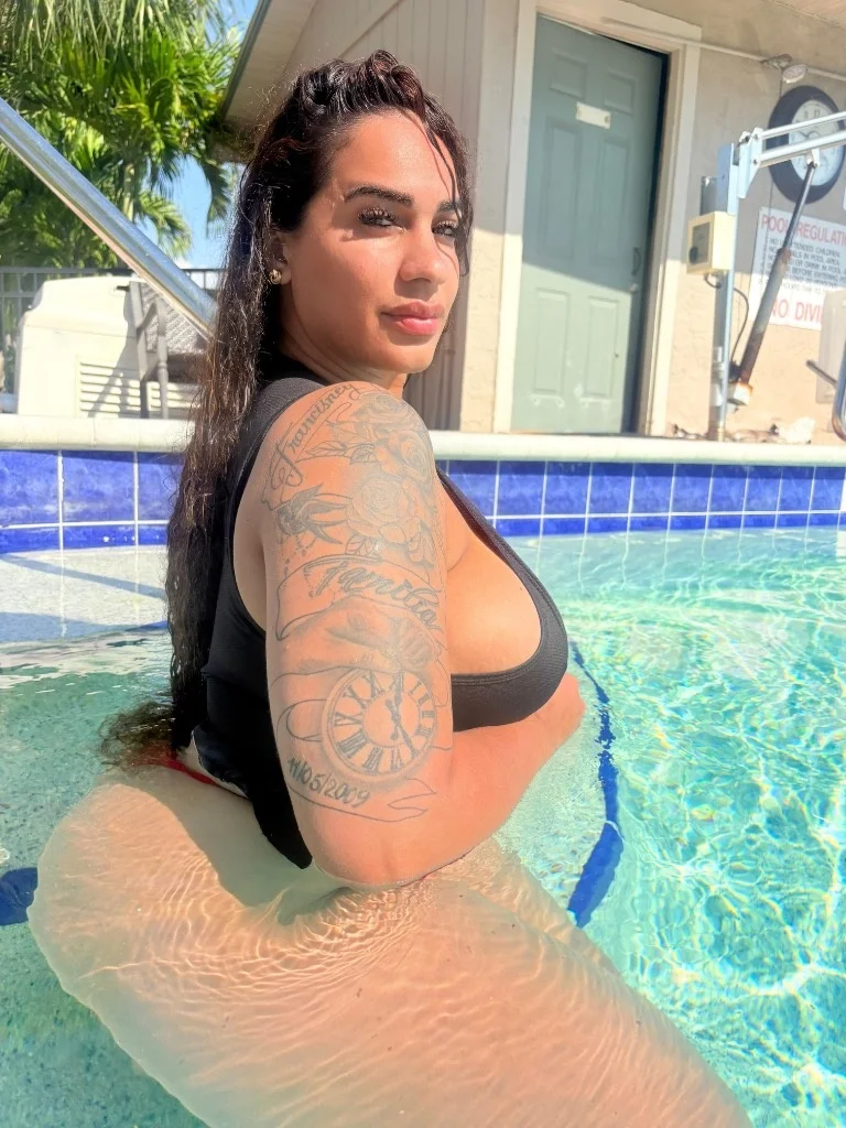 available 247 in Fort Myers – Women Seeking Men photo 2