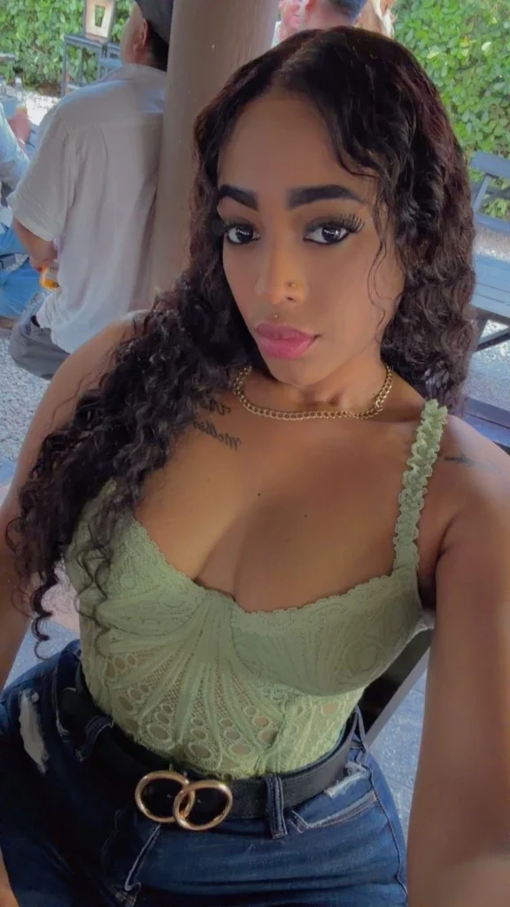 latina 247 in Fort Myers – Women Seeking Men photo 2