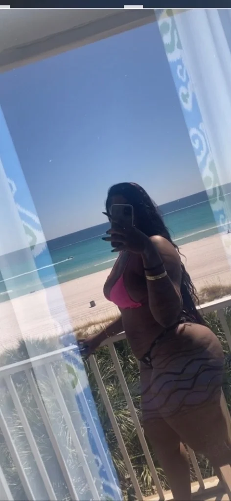 Cum see me while im here in Jacksonville – Women Seeking Men photo 3