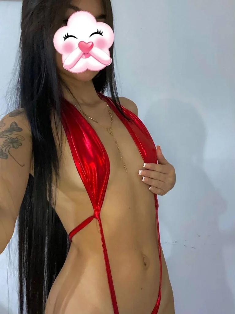 flaca hermosa latina disponible con amiga nueva hoy in Miami – Women Seeking Men photo 2