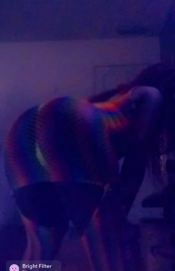They love the chocolate drip in Orlando – Women Seeking Men photo 5
