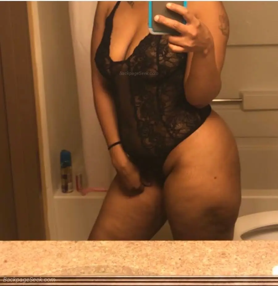 SLIPPERY in Virginia Beach – Women Seeking Men photo 6