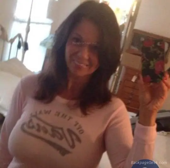real girl easygoing no deposit 36 DD in Virginia Beach – Women Seeking Men photo 4