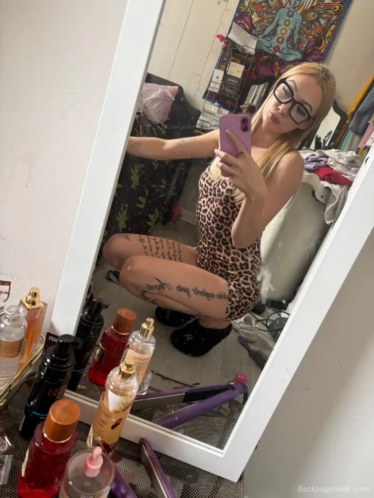 blue eyes pretty face in Virginia Beach – Women Seeking Men photo 6