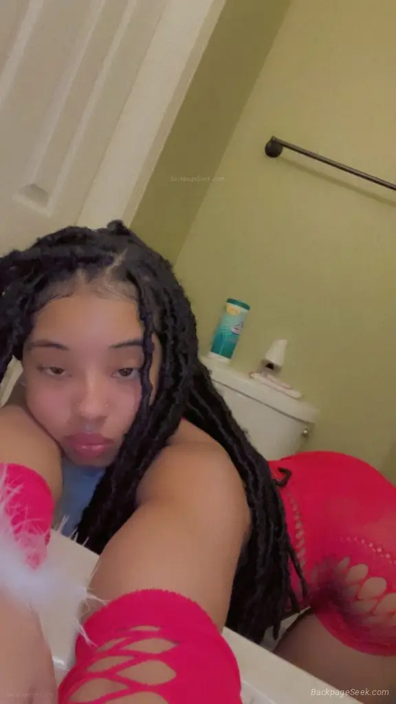 THEE mini stallion in Virginia Beach – Women Seeking Men photo 4