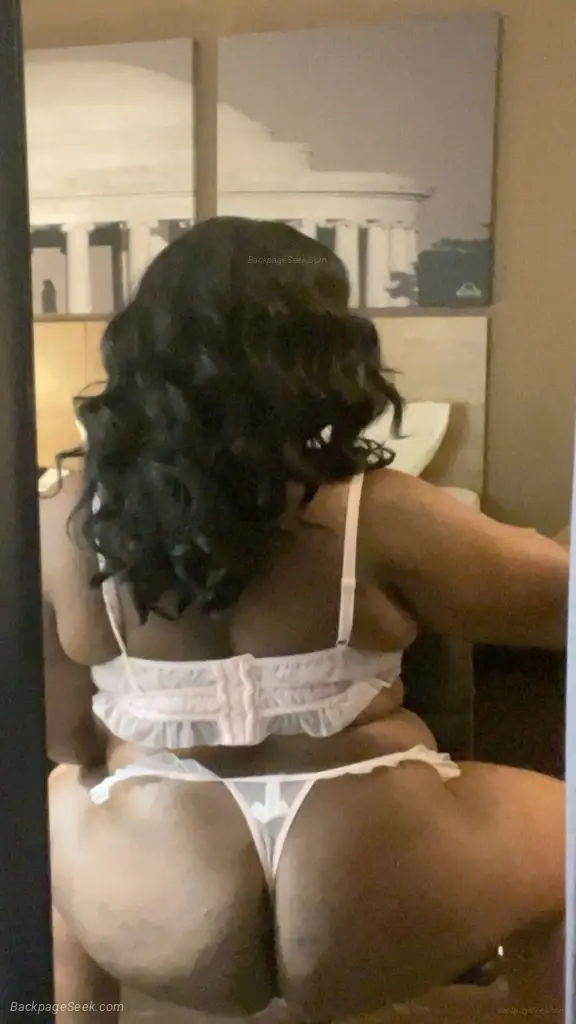 WET PUSSY THICK CHOCOLATE FREAK AVAILABLE NOW CALL NOW in Washington DC – Women Seeking Men photo 3
