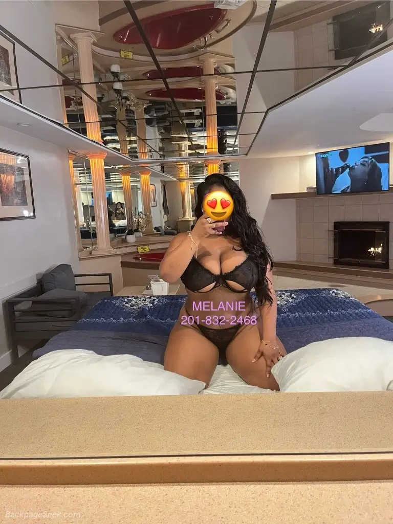 (Incall/outcall)SOFT BODY BIG BOOBS FUN SIZE FUN GIRL!!