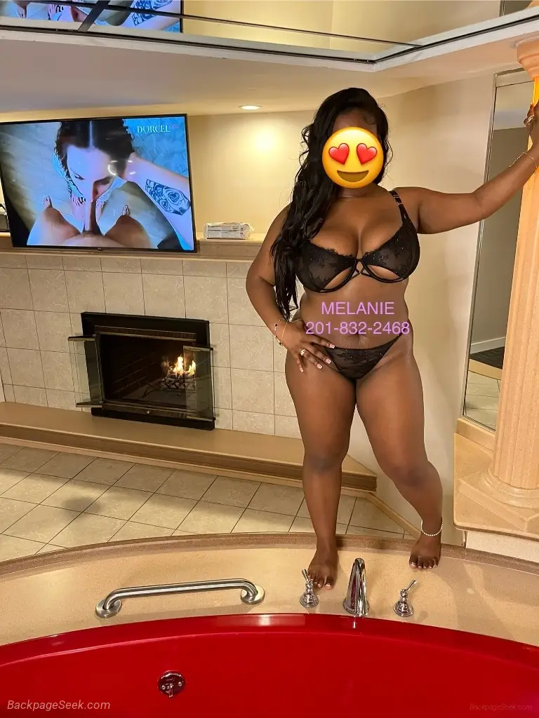 IncalloutcallSOFT BODY BIG BOOBS FUN SIZE FUN GIRL in Washington DC – Women Seeking Men photo 5