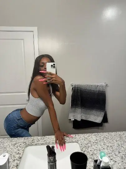 Rihanna THE THROAT INCALLS AVAILABLE COME FUCK THIS THROAT D... in Washington DC – Women Seeking Men photo 5