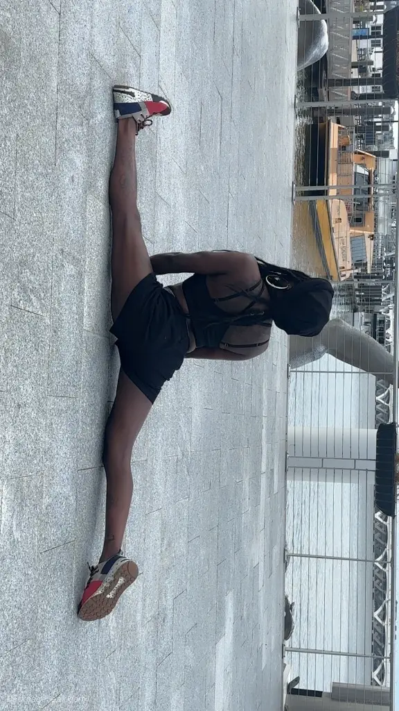 AVAILABLE AND READY TO SATISFY MOBILE AVAILIABLE petite slim in Washington DC – Women Seeking Men photo 4
