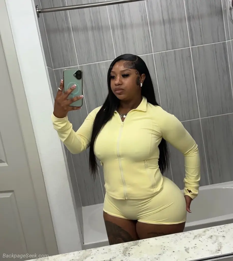 Affectionate Latina in Washington DC – Women Seeking Men photo 2