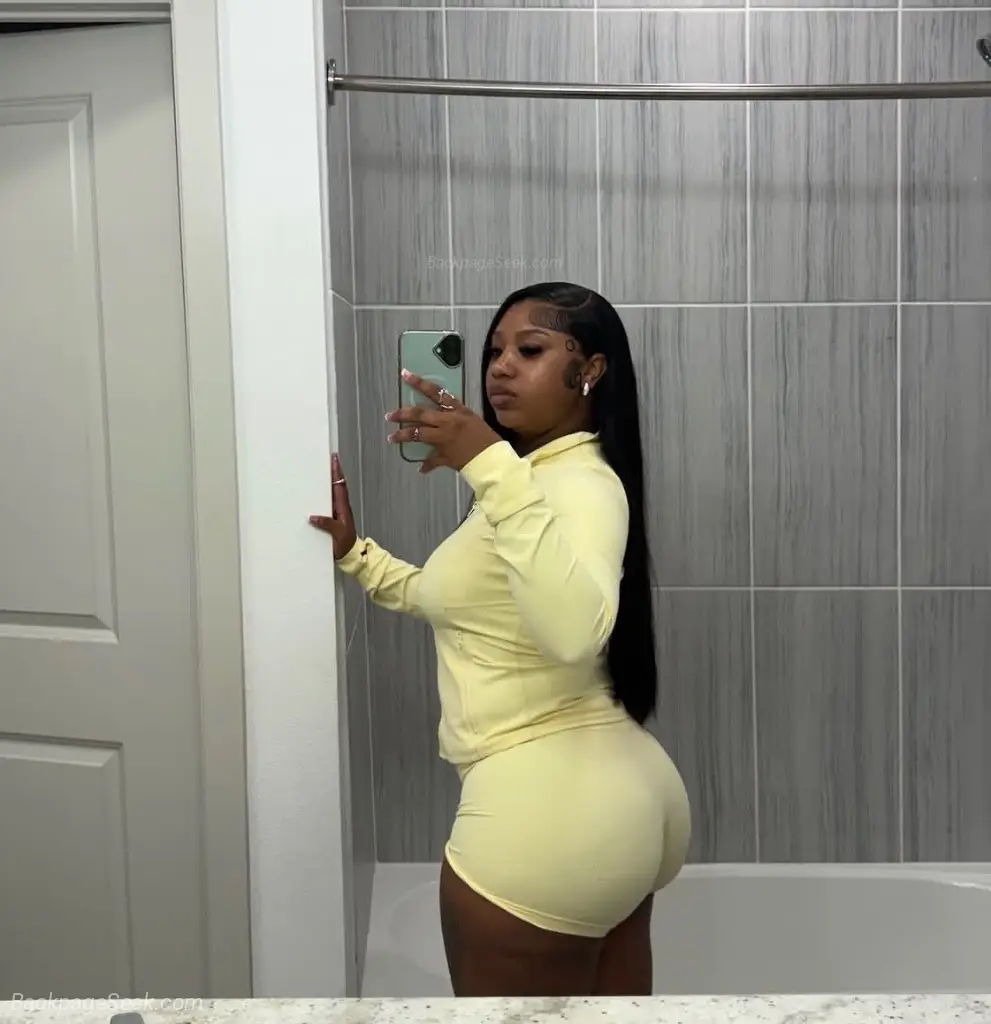 Affectionate Latina in Washington DC – Women Seeking Men photo 3
