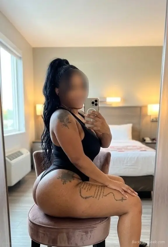 Hi im valentina Colombian available this weekend in Washington DC – Women Seeking Men photo 2