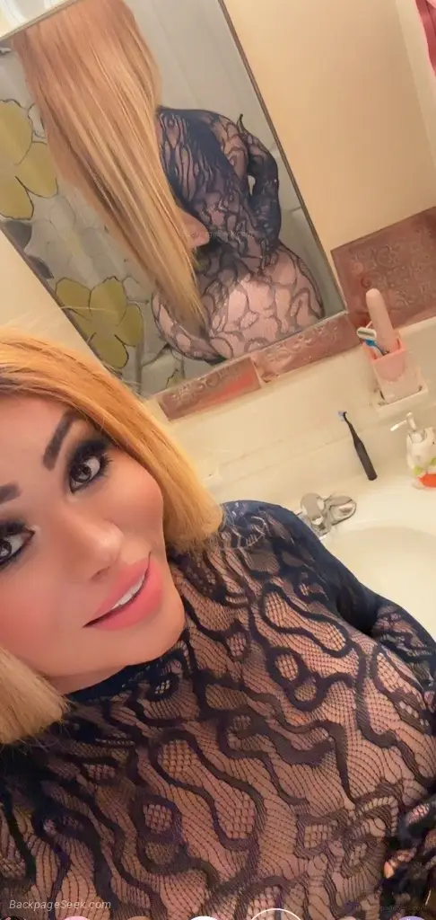 Top and Bottom latina en silver spring