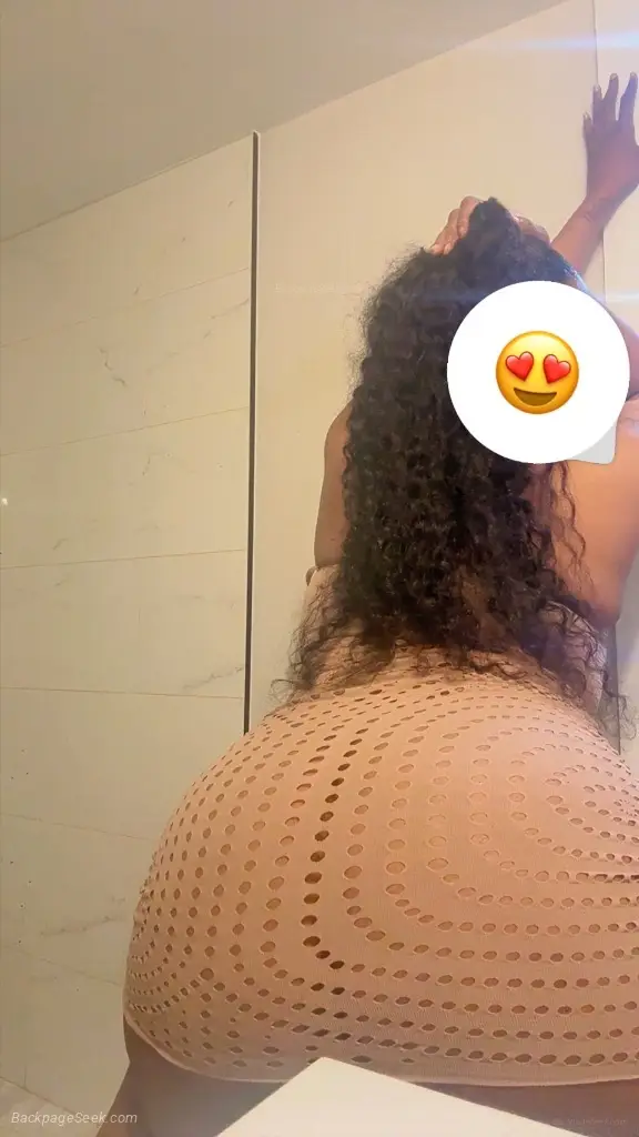 cum play in my ocean