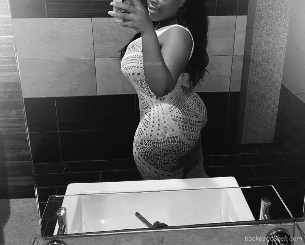 college park I-95 Baddest Around DDD Boobies BIG ass 15Oss P... in Washington DC – Women Seeking Men photo 2