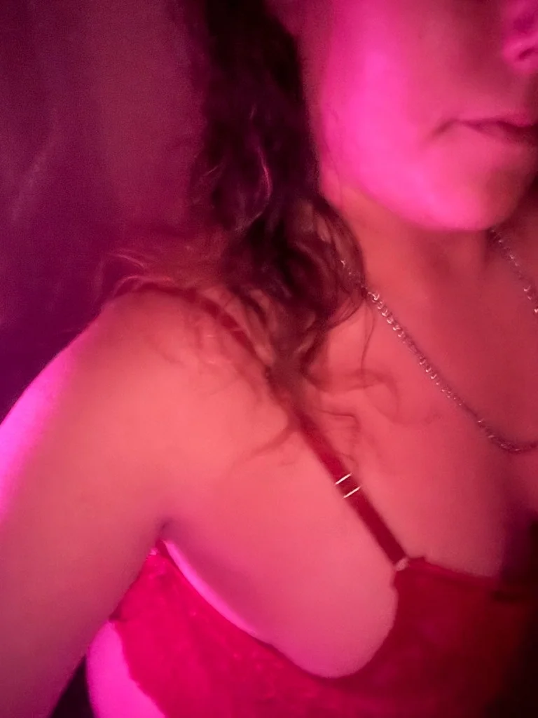 thick white Caucasian ready to mingle in West Palm Beach – Women Seeking Men photo 2