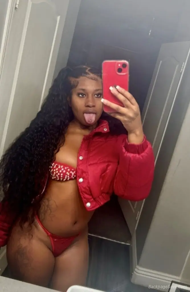 Petite BOMBSHELL If you're looking for a Tight pussy Ready t... in West Palm Beach – Women Seeking Men photo 2