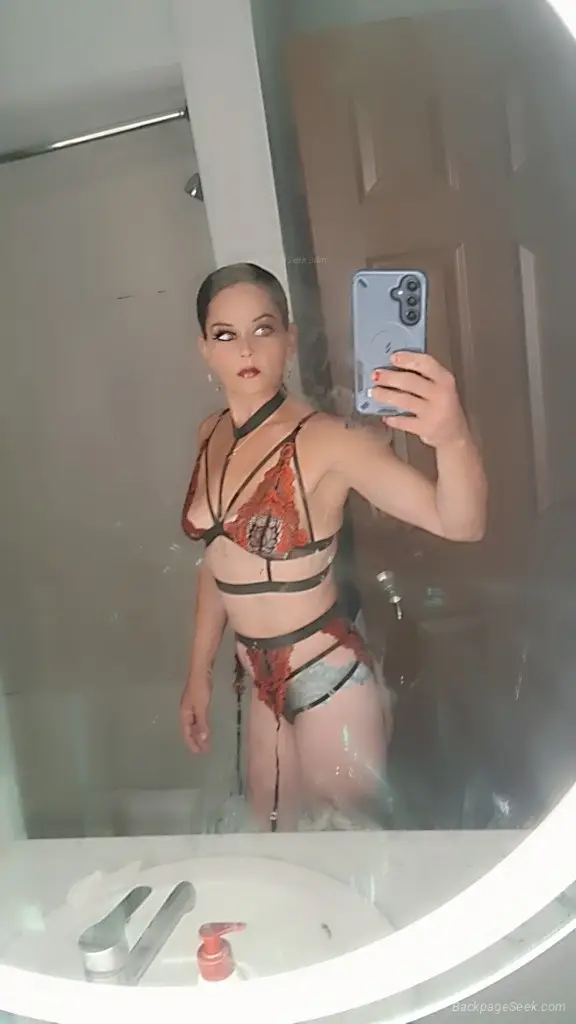 SPECIALS QV 90 HHR 140 COME CHECK ME OUT GENTLEMEN