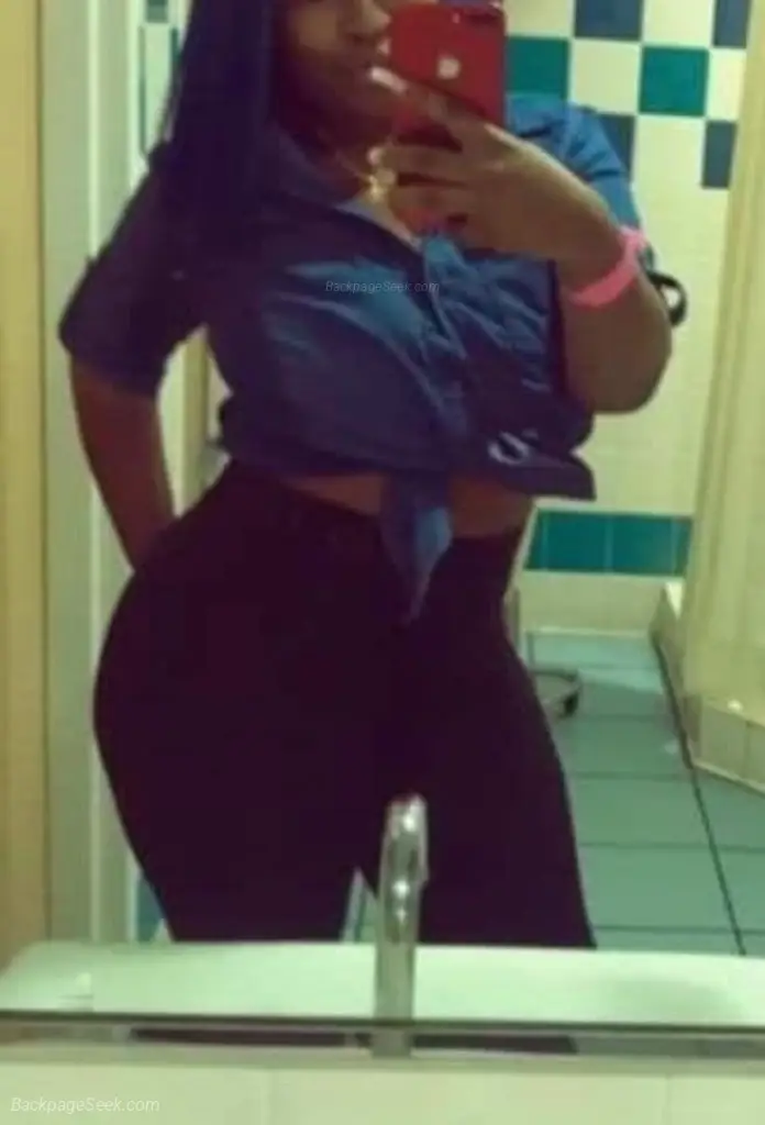 AVAILABLE FOR OUTCALLS in West Palm Beach – Women Seeking Men photo 2