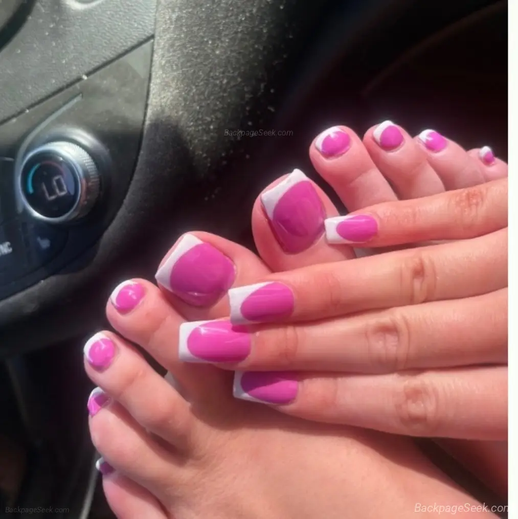 CAUTION SLIPPERY WHEN WET Funsize Spinner Funsize Spinner le... in West Palm Beach – Women Seeking Men photo 6