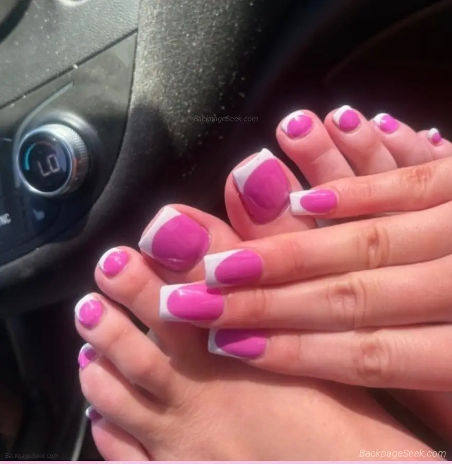 CAUTION SLIPPERY WHEN WET Funsize Spinner Funsize Spinner le... in West Palm Beach – Women Seeking Men photo 2