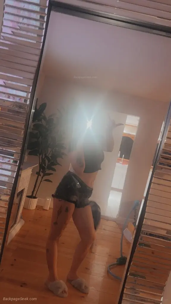 I can fulfill your fantasies and desires in West Palm Beach – Women Seeking Men photo 5