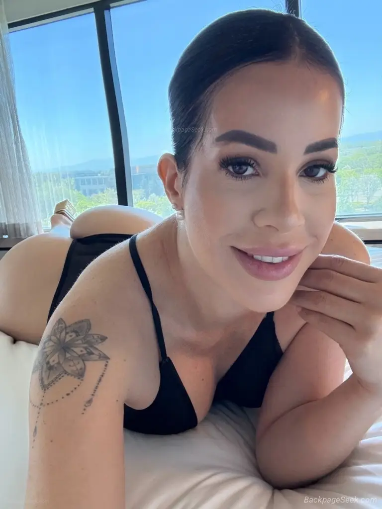 latina dexy