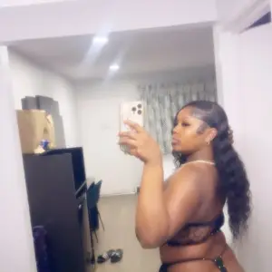 Thick Sexy Upscale mamii Ready Now